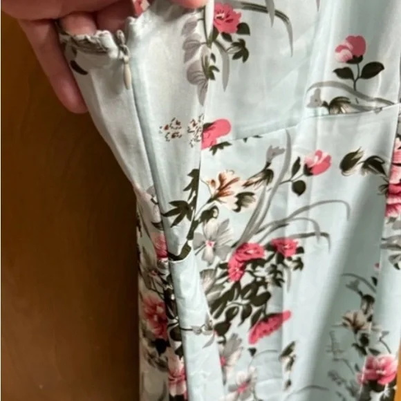 Maxi Floral print halter split new beautiful dress “ - Picture 3 of 4